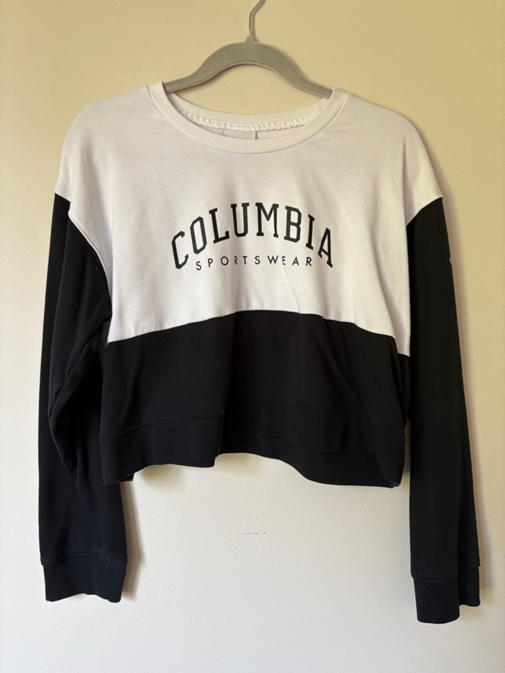 Columbia Two-Tone Colorblock Sweatshirt - Black & White